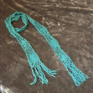 Cute crochet scarf with flowers